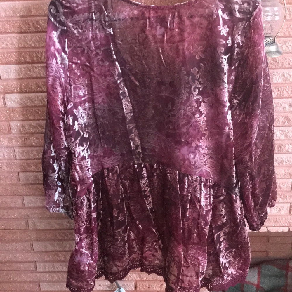 Gorgeous blouse, Raspberry Wine colored - Picture 3 of 3